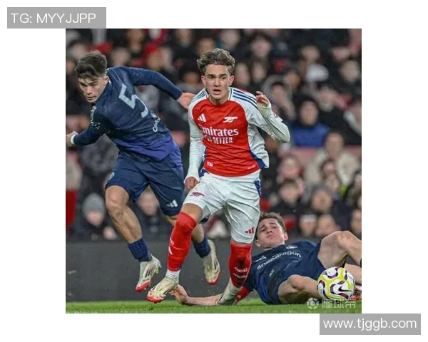 足总杯激战阿森纳凭神扑绝杀曼联全场沸腾