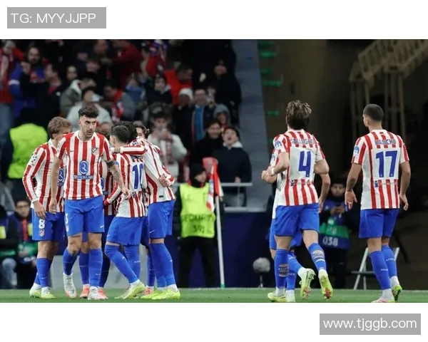 西甲精彩对决国米狂胜曼联六球大捷帽子戏法引爆全场热情