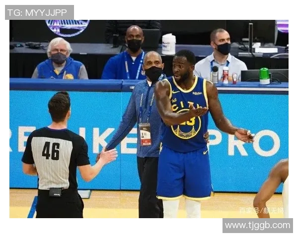 国米与那不勒斯友谊赛平局绝杀瞬间引发争议判罚引发热议