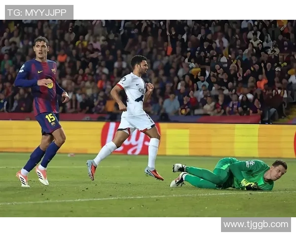 英超激战利物浦逆转巴萨神扑时刻引发全场狂欢战术解析