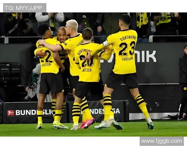 世界杯焦点战：里昂与多特蒙德握手言和全场沸腾赛后点评引发热议