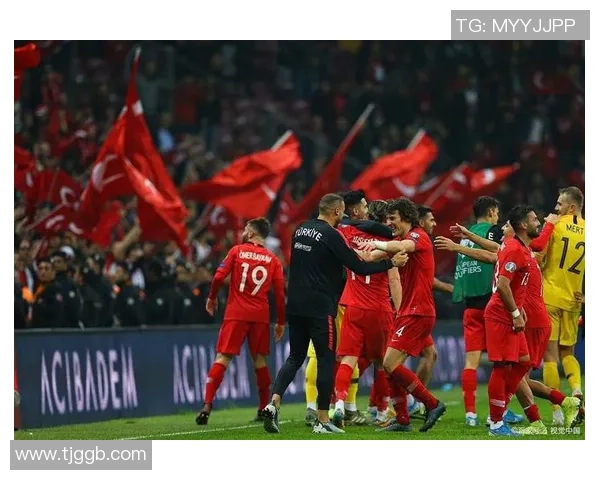 阿森纳与莱比锡友谊赛平局红牌事件引发全场热议与讨论