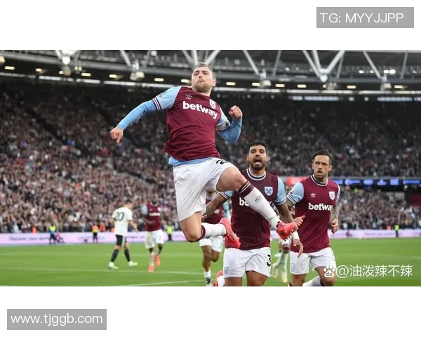 意甲焦点战平局收官皇马曼联点球大战引发争议判罚全场沸腾