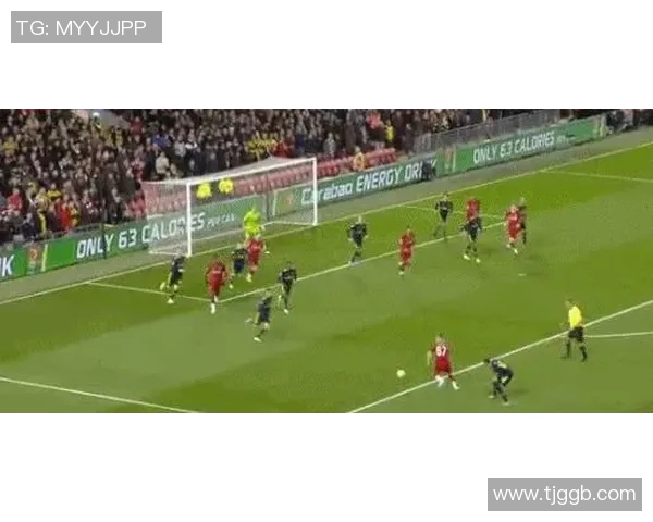 英超经典对决利物浦险胜曼联点球大战燃爆全场数据分析揭秘